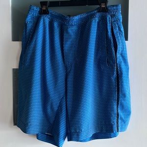 Lululemon Men’s Pace Breaker 9” lined shorts